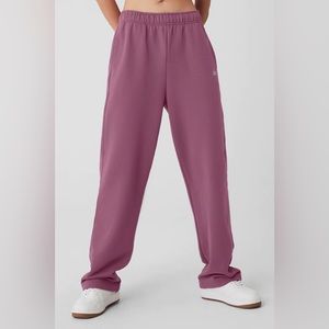 Accolade Straight Leg Sweatpant